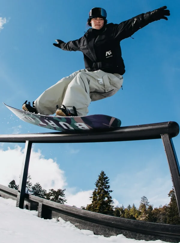 Burton Barkeeper Camber Snowboard