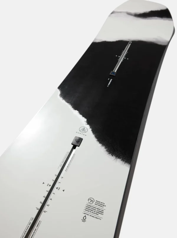 Burton Family Tree Hometown Hero Camber Snowboard