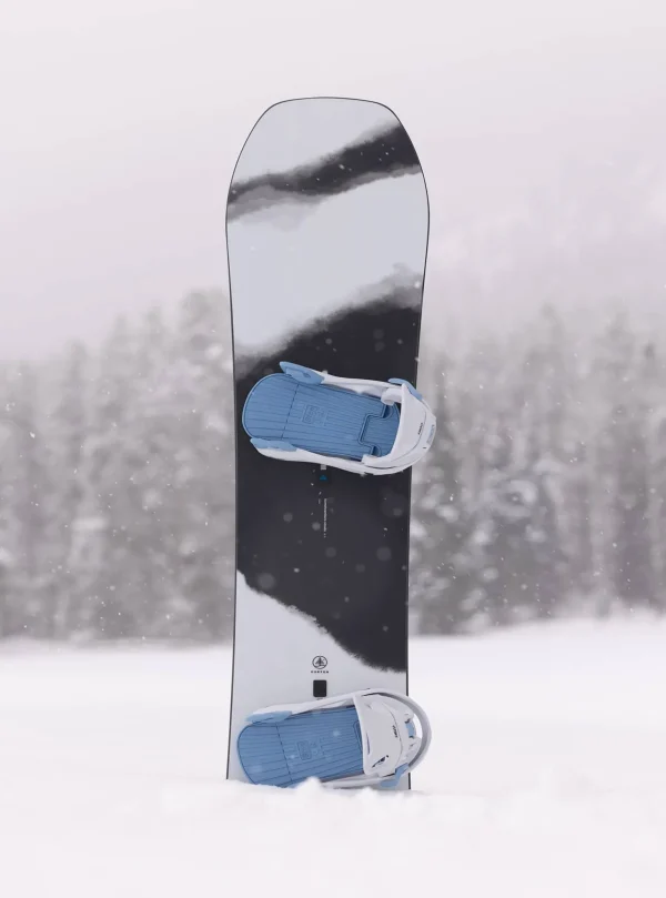 Kids' Burton Family Tree Hometown Hero Camber Snowboard