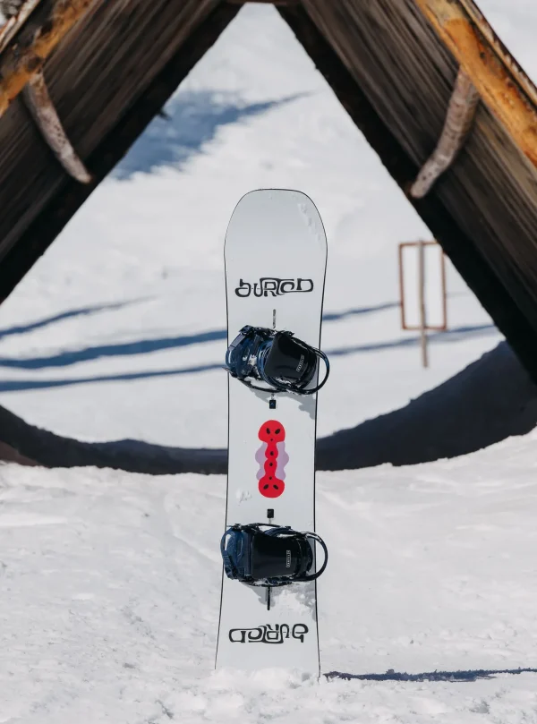 Men's Burton Free Thinker Camber Snowboard